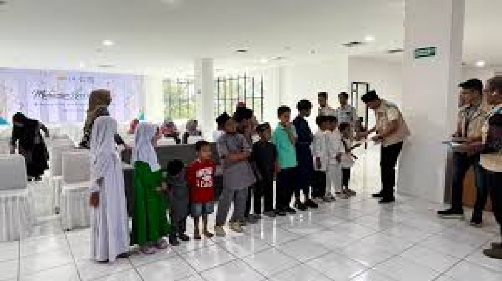 PLN UP3 Cianjur Gelar Muharram Berkah, Santuni Anak Yatim Penuh Kebahagiaan
