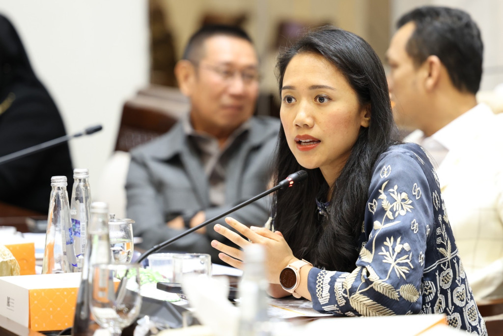 Puteri Komarudin Gali Kesiapan Calon BS OJK Hadapi Tantangan Sektor Keuangan