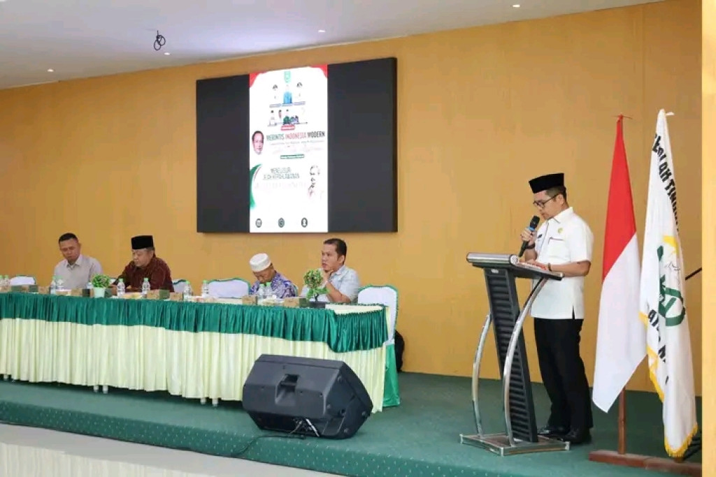 Sekda Madina Buka Seminar Pengajuan STA dan Willem Iskander Menjadi Pahlawan Nasional