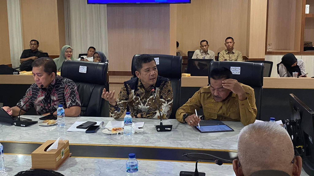 Tindak Lanjut Kunjungan Kerja BAM DPR RI, Pemprov Sumut Gelar Rapat Penyelesaian Persoalan Plasma PT Rendi Permata Raya di Madina