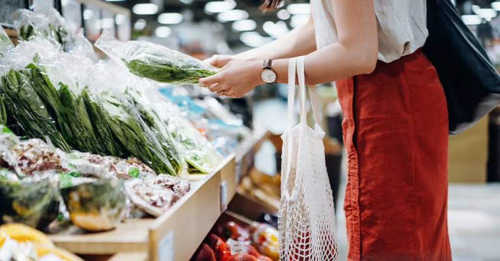 Tips Belanja Bahan Makanan Sehat agar Kebutuhan Nutrisi Tetap Terpenuhi
