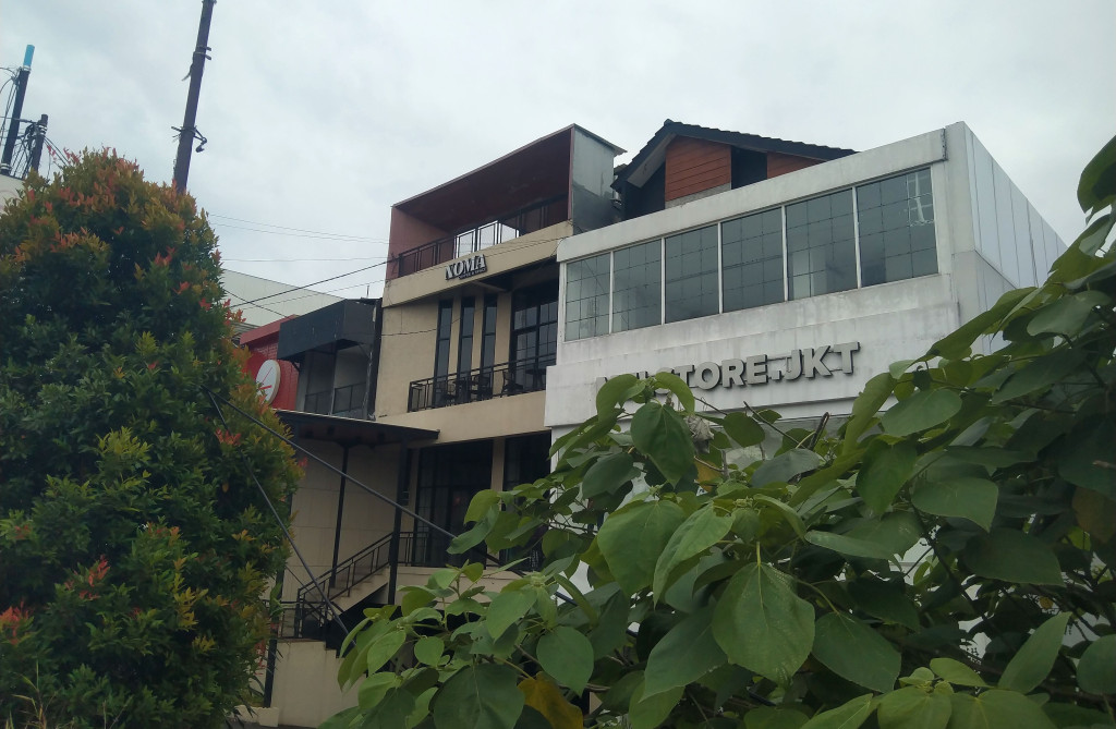 Wibawa Pemkot Depok Rontok: Gedung Mewah Ilegal Kangkangi Sungai Ciliwung untuk Noma Coffee dan Butik MELSTORE.JKT Menyeruak Isu Pungli(?)