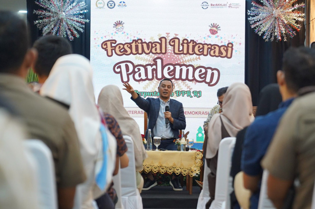 Willy Aditya Usul Pojok Baca di DPR, Literasi Harus Menjangkau OB, Sopir hingga Pamdal