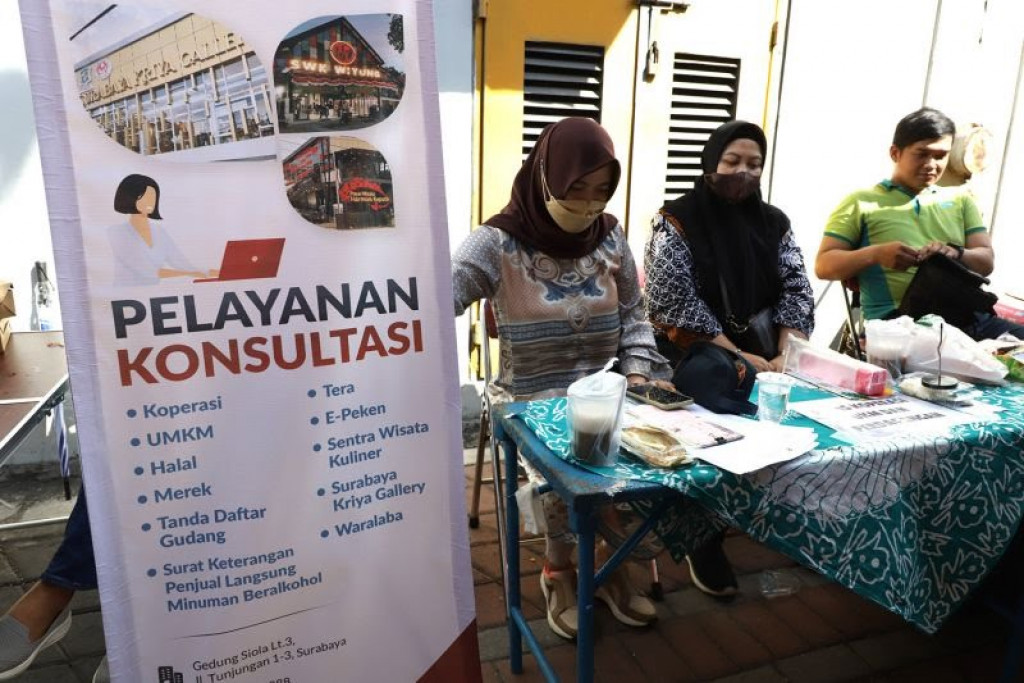Baksos Layanan Terintegrasi, Pemkot Surabaya Gandeng BUMD-BUMN Termasuk PLN
