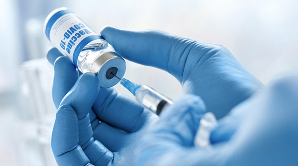 Dinas Kesehatan Sampang Gencarkan Vaksinasi Covid-19 dari Rumah ke Rumah