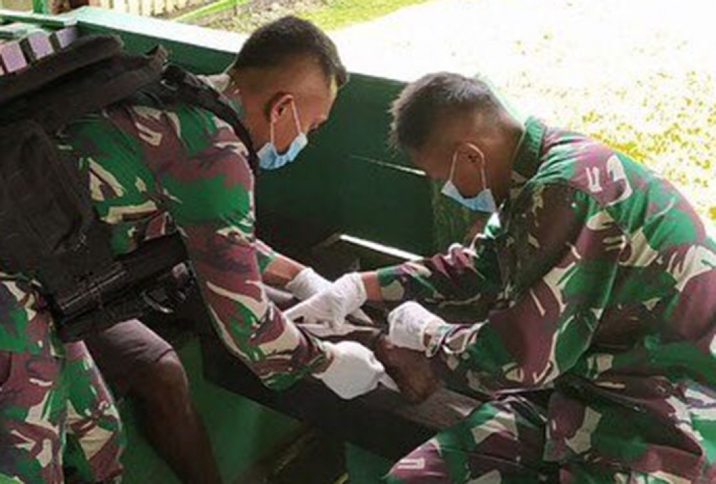 Kepala Bersimbah Darah, Bocah Papua Ini Menangis Datangi Pos TNI