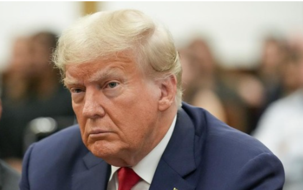 Trump Resmi Kenakan Tarif Impor 32 Persen untuk Produk Indonesia, Berlaku 1 Agustus