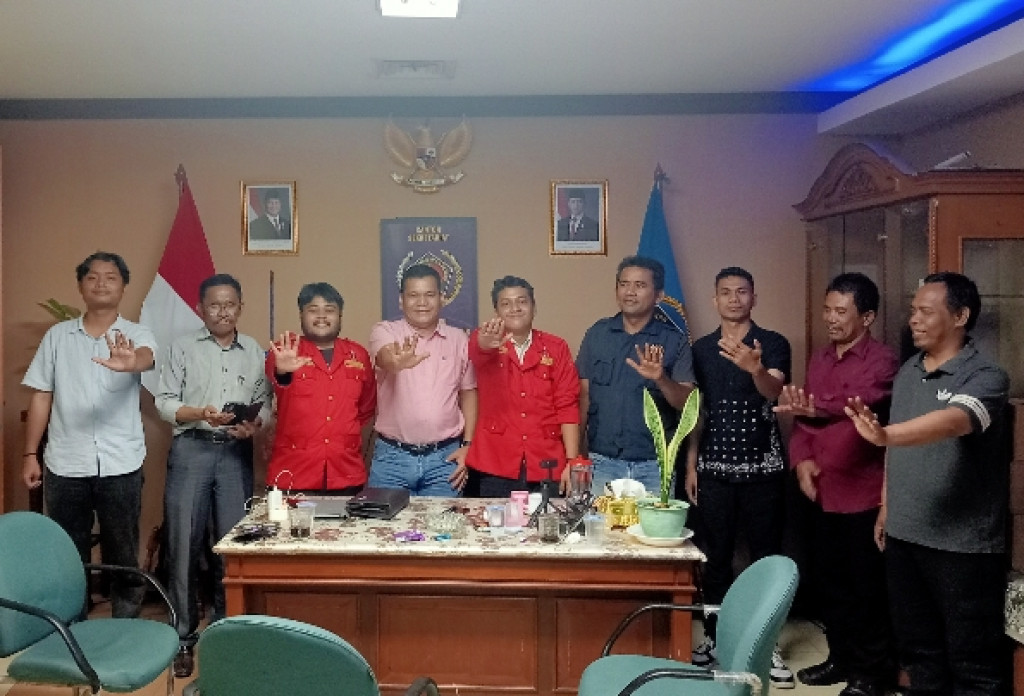 Pokja PWI Wali Kota Jakarta Timur Terima Audiensi GMNI