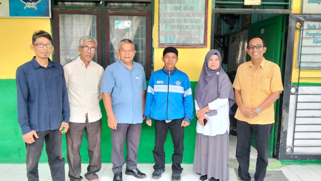 Alumni dari Berbagai Angkatan Silaturahmi ke SD Swasta YAPSI, Bahas Kegiatan Reuni Akbar