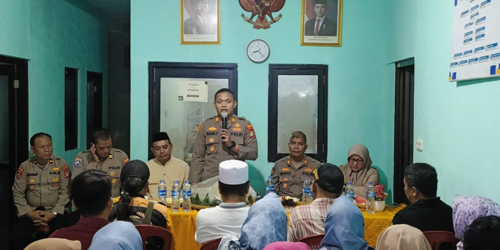 Bentuk Cinta Masyarakat kepada Polri, Warga RW 06 Duri Kosambi Gelar Tasyakuran Hari Bhayangkara