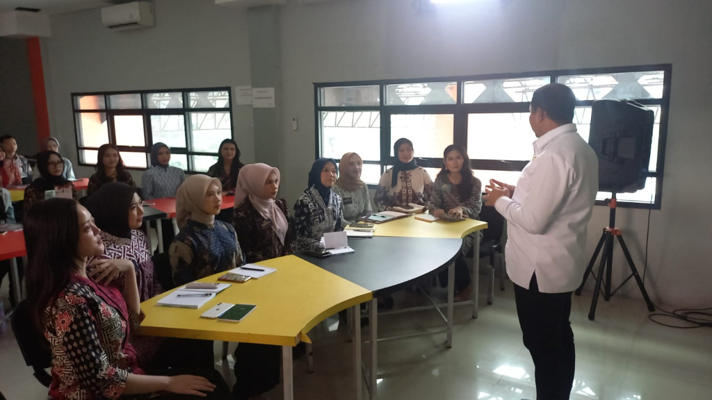 Bupati Sumedang Beri Motivasi Finalis Mojang Jajaka 2026: Jadilah Role Model yang Menginspirasi