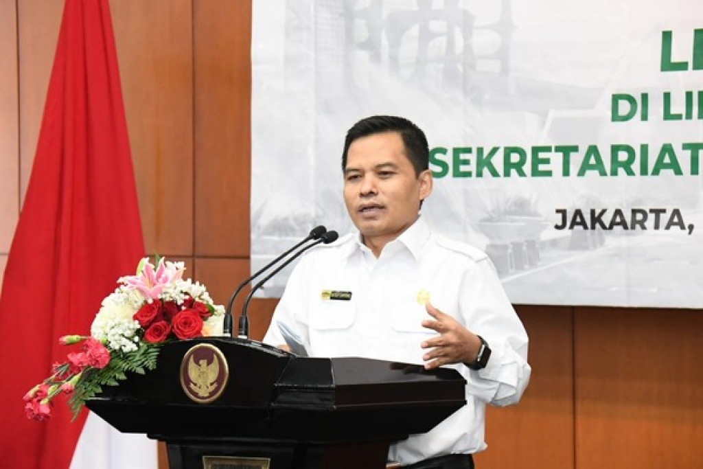 Diduga Terima Gratifikasi Rp17 Miliar, Mantan Sekjen MPR Ma'ruf Cahyono Ditahan KPK