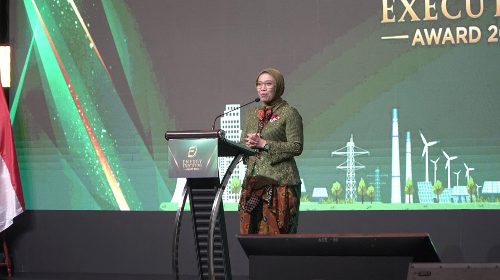 Dirut PLN ES Raih Penghargaan Transformational Leadership in Electricity Service Innovation