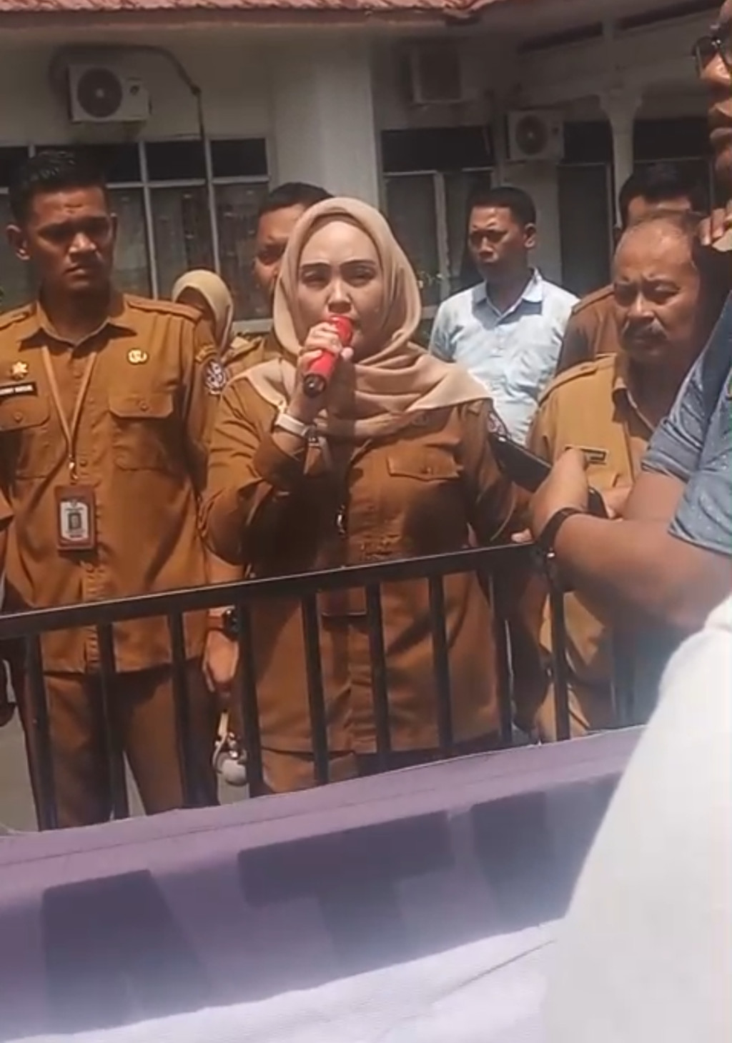 Dugaan Korupsi Dana Desa: Warga Sidoarjo I Demo, Pengadaan Jamur & Ikan Diduga Hanya Dinikmati Kades