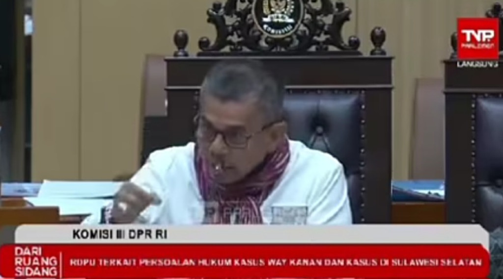 Hinca Pandjaitan: Pengecer BBM Bersubsidi di Desa Bukan "Penjahat"