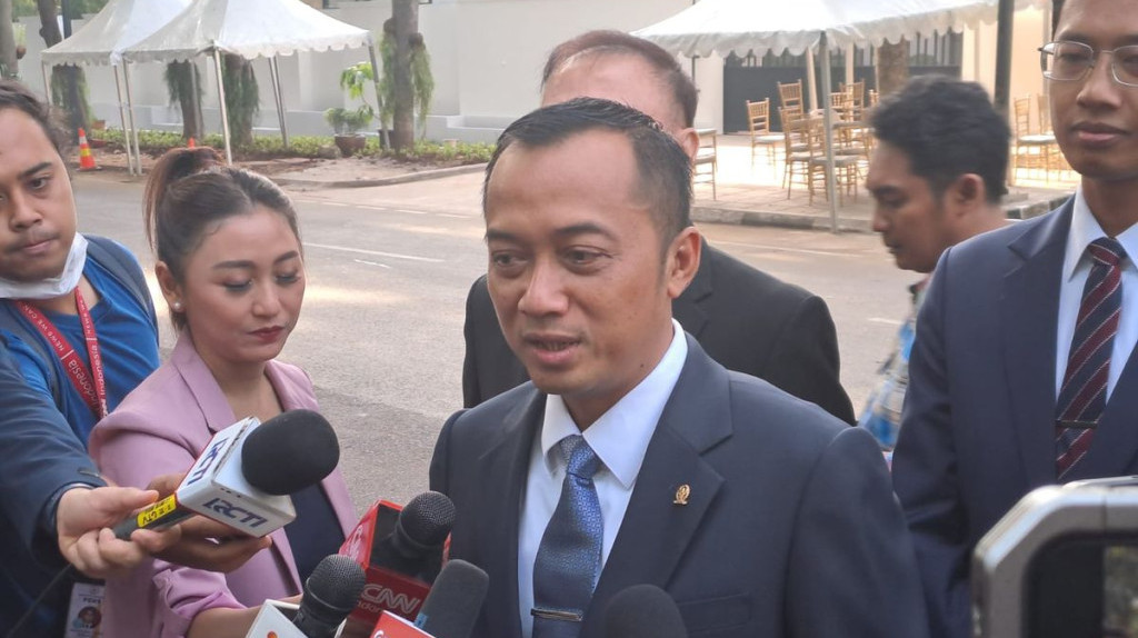 Istana Pastikan Motor Listrik Nasional Karya Anak Bangsa Segera Meluncur