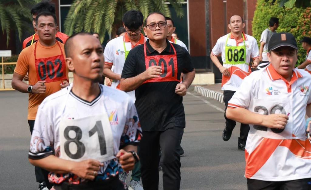 Jaga Kebugaran ASN, Pemkot Jakarta Pusat Gelar Tes Kesehatan Massal Demi Pelayanan Publik yang Prima