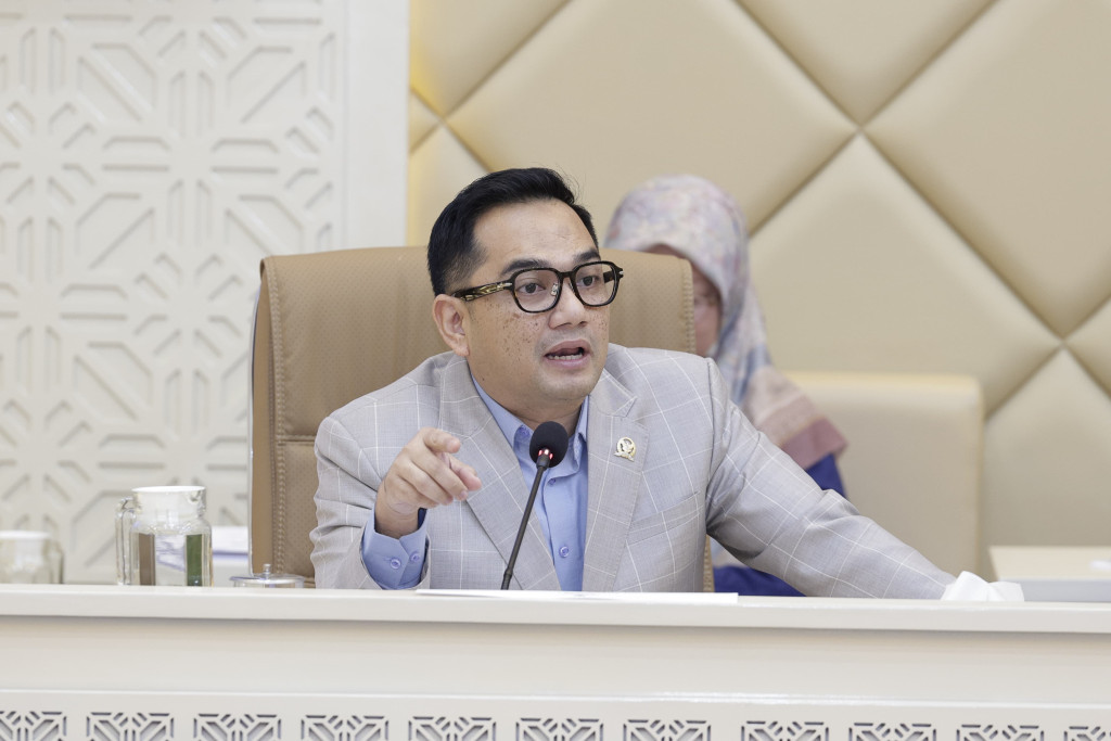 Ketua Komisi II DPR Usul Gaji PPPK di Daerah Fiskal Lemah Ditanggung Bertahap lewat APBN