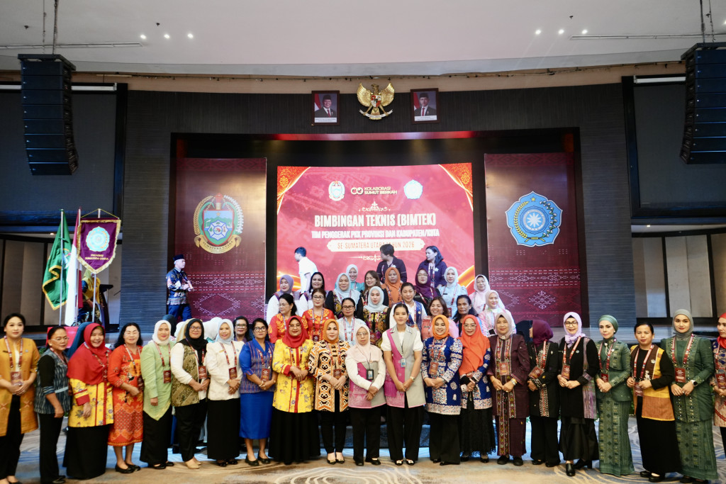 Ketua TP. PKK Kota Binjai Hadiri Bimtek, Dukung Upaya Perkuat Kompetensi Kader dan Digitalisasi Administrasi