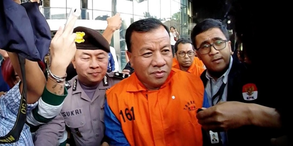 KPK Bongkar Jejak Kasus Bupati Kuansing, Kantor DPRD Ikut Digeledah