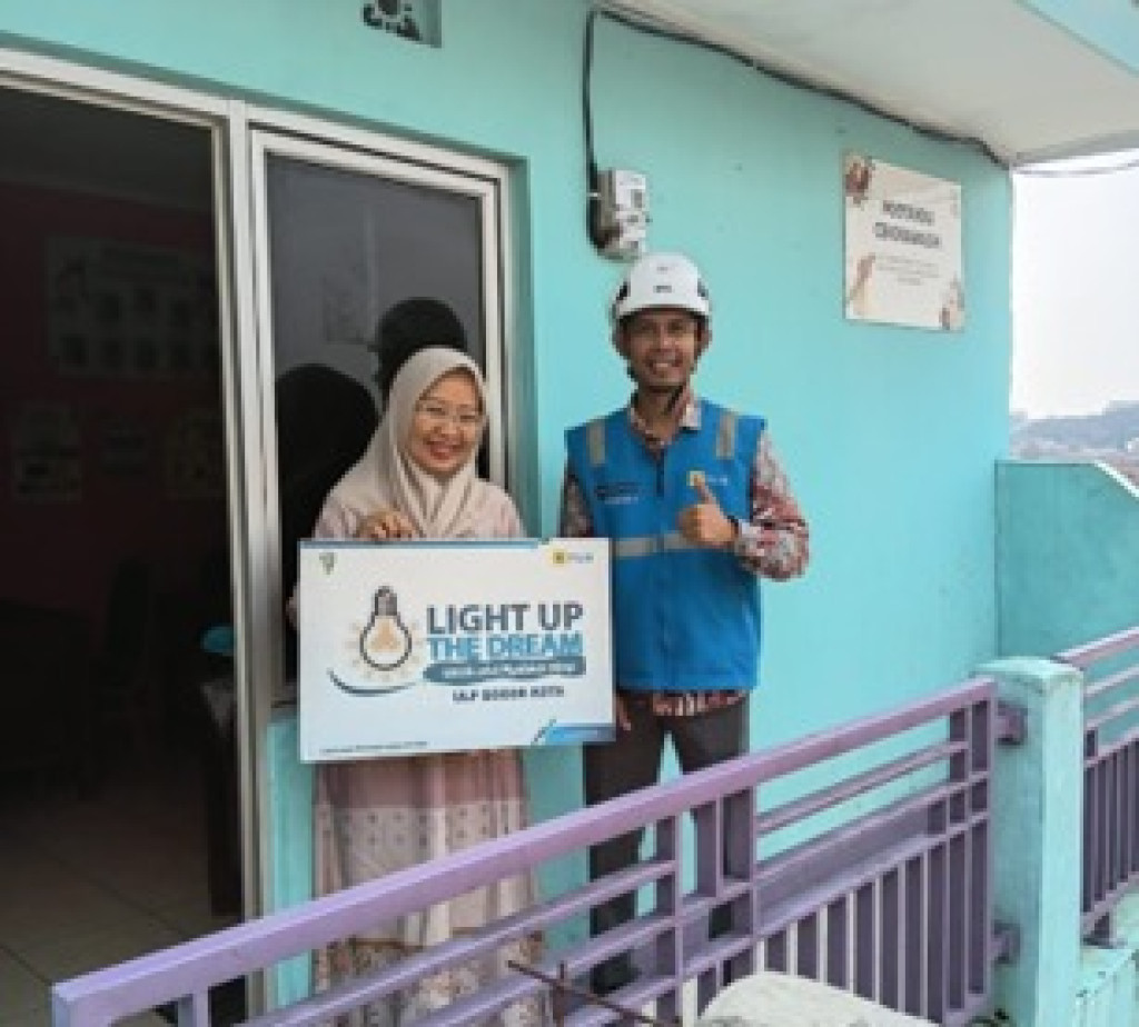 Layanan Kesehatan Makin Optimal, PLN Sambungkan Listrik Gratis untuk Posyandu di Bogor
