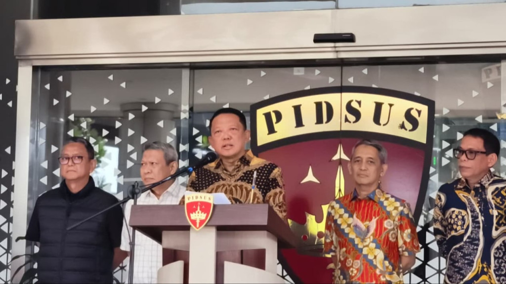 Mantan Jampidsus Febrie Ardiansyah Ditetapkan jadi Tersangka Kasus Korporasi