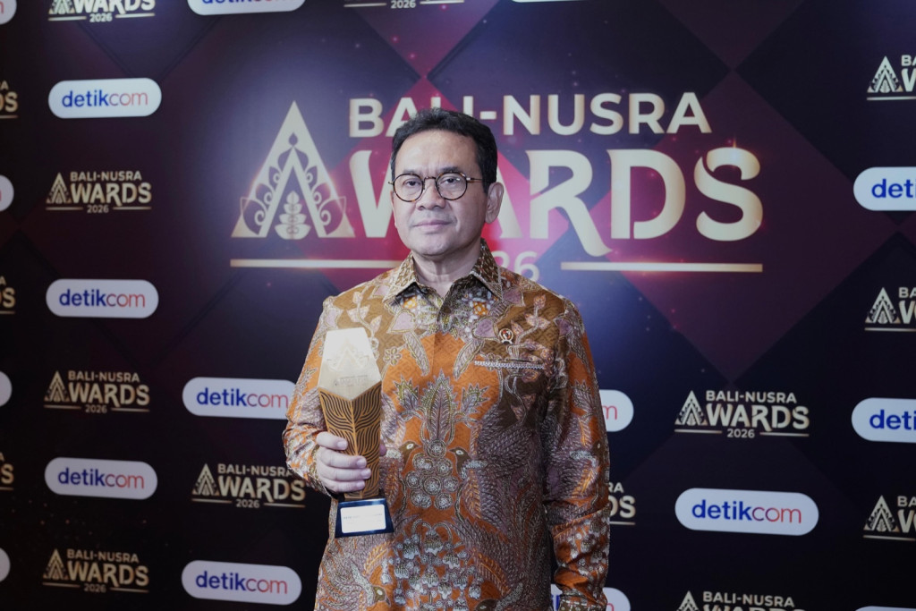Mendag Budi Santoso Raih Penghargaan atas Program Desa BISA Ekspor