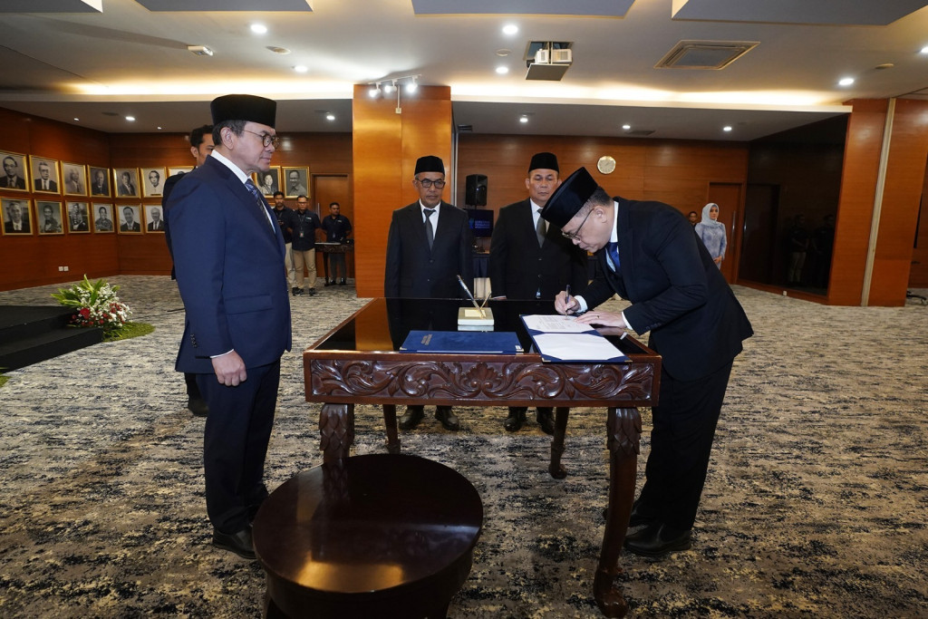 Mendag Busan Lantik Inspektur Jenderal Kemendag, Dorong Peran Pengawasan dalam Mendukung Program Prioritas