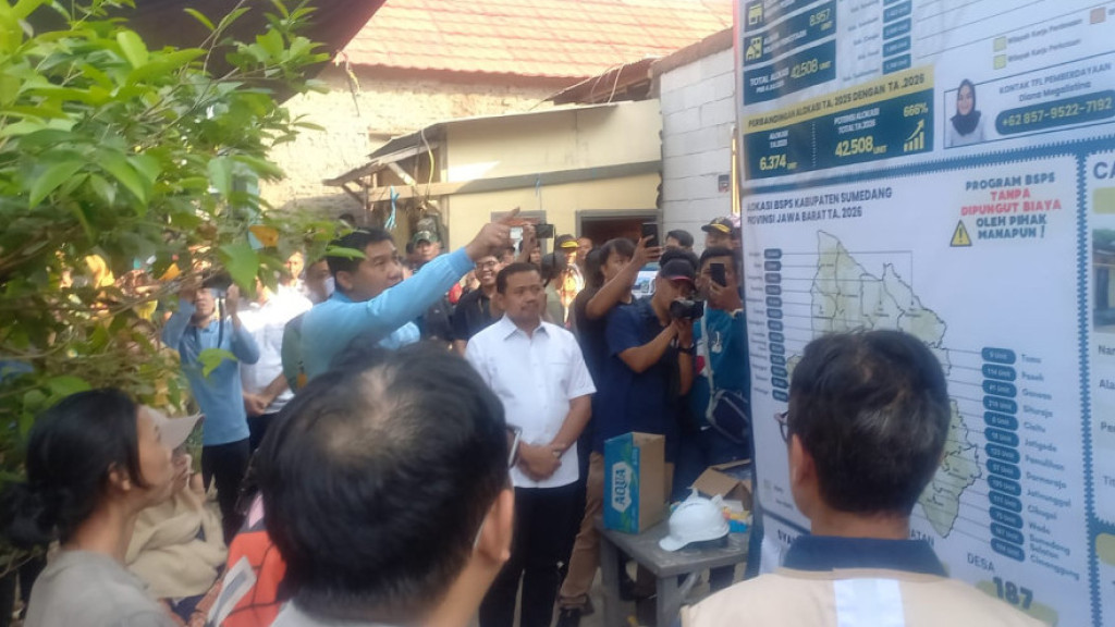 Menteri PKP Tekankan Transparansi Program BSPS di Sumedang, Serapan 42.508 Unit Jadi Perhatian