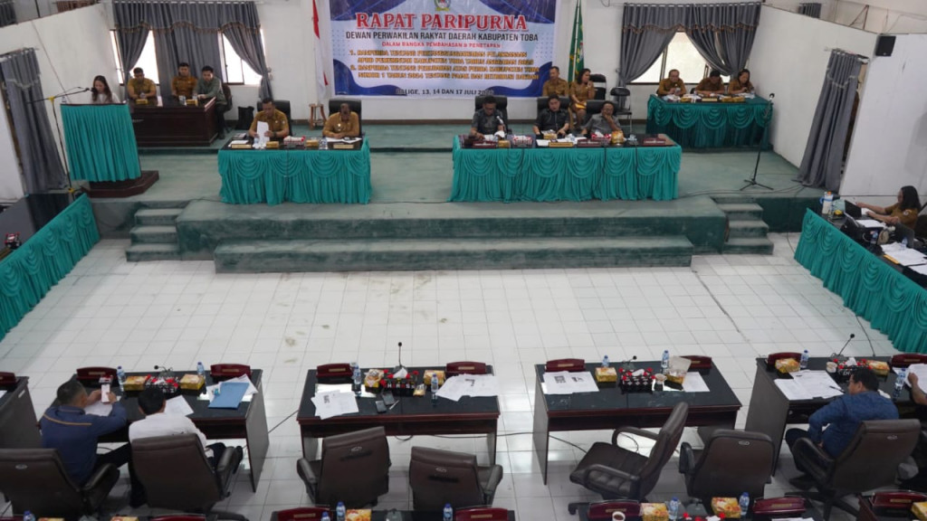 Pandangan Umum Fraksi Sampaikan Saran Atas Ranperda yang Diajukan Eksekutif