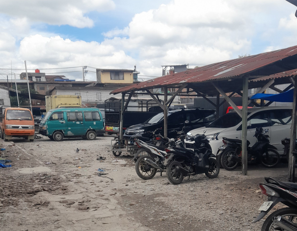 Pasar Pekan Siborongborong Lahan Berjualan Berubah Lahan Parkir Mobil
