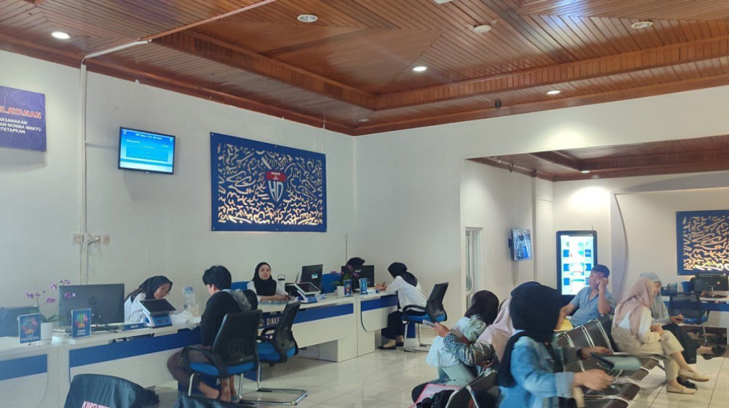 Pemkot Bengkulu Kembangkan Aplikasi SIKOLU dan OSS untuk Tarik Investasi Daerah Lebih Banyak