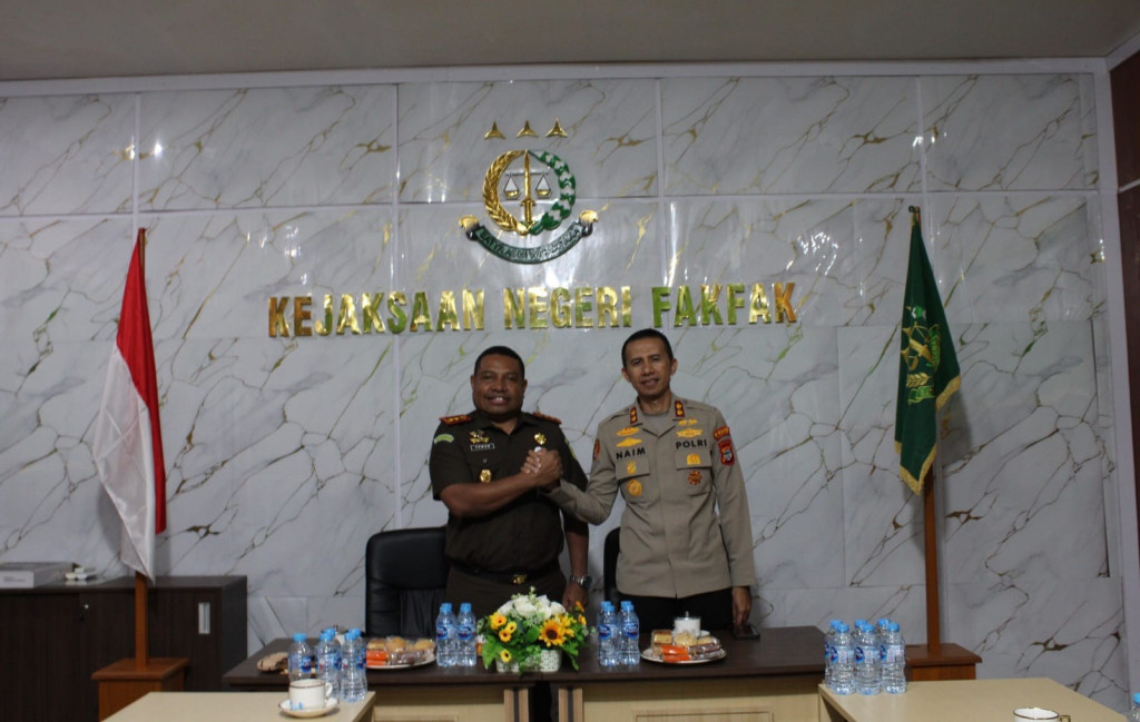 Pererat Kelembagaan, Kapolres Fakfak Silaturahmi ke Kejaksaan Negeri Fakfak
