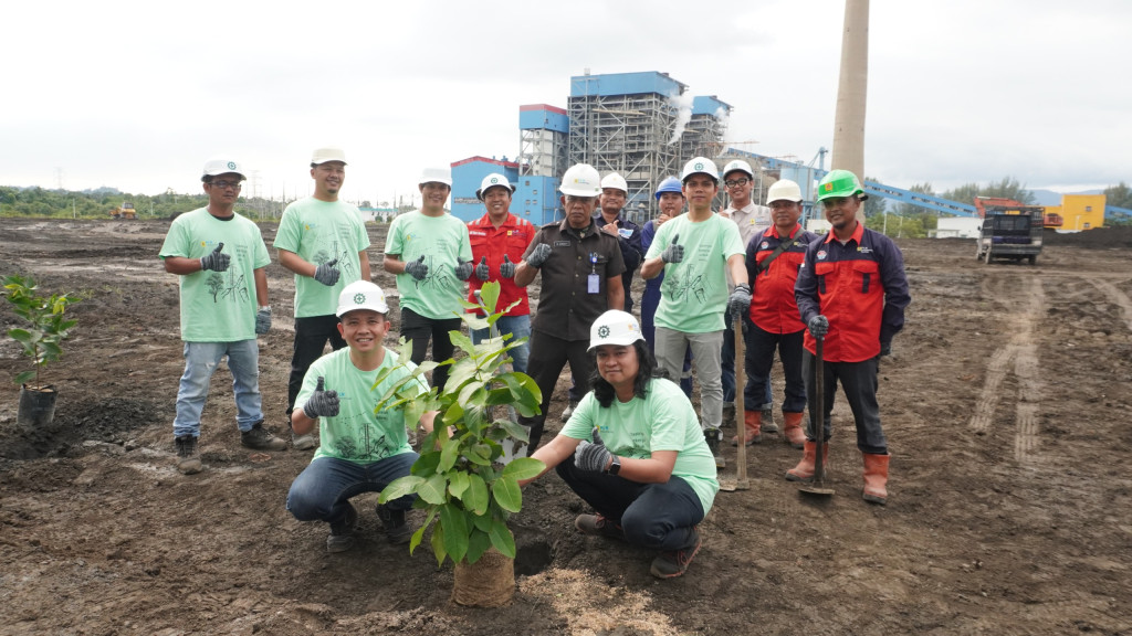 Peringati Hari Lingkungan Hidup Sedunia 2026, PLN IP UBP Labuhan Angin Tanam 150 Bibit Pohon Produktif