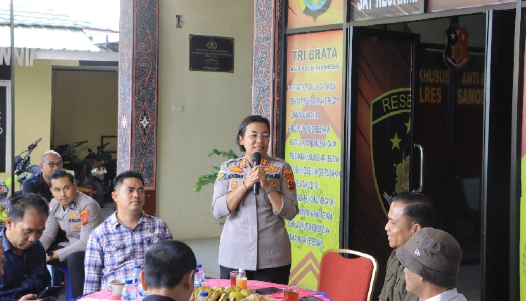 Perkuat Sinergi, Kapolres Samosir Ajak Insan Pers Lawan Hoaks Lewat Informasi Akurat