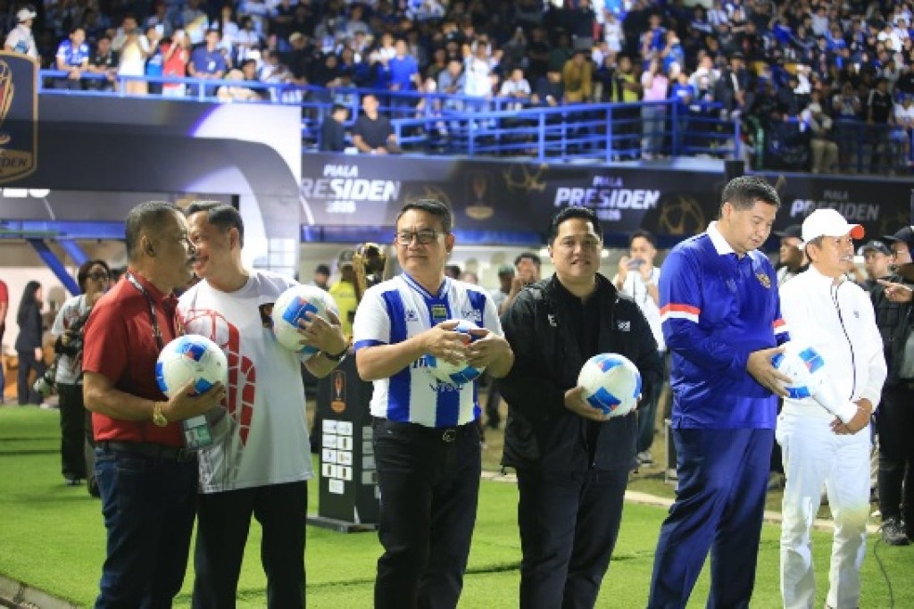 Piala Presiden 2026 Resmi Dibuka, Stadion Si Jalak Harupat Dipadati 24 Ribu Penonton dan UMKM Jadi Sorotan