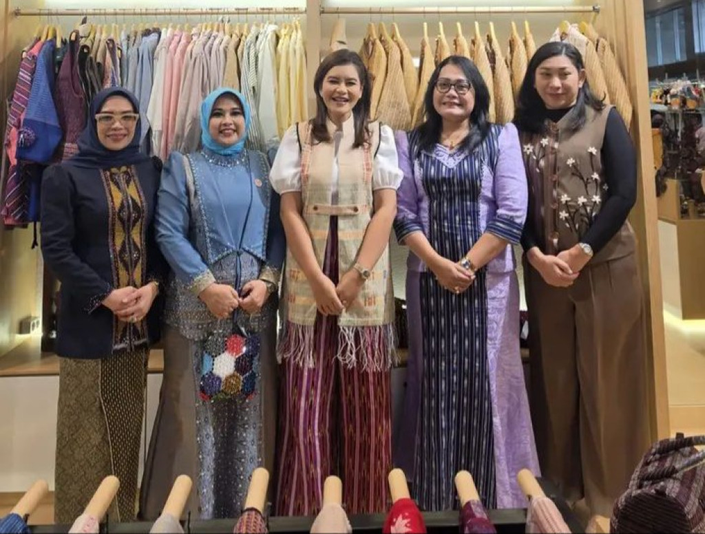 Promosikan Ulos Simetria di BTN IFW 2026, Dekranasda Tapanuli Utara Dorong Ekonomi Kreatif Daerah ke Kancah Nasional