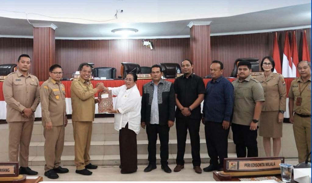 Rapat Paripurna,Pemkab Karo dan DPRD Karo Sinergikan Pembahasan Ranperda Strategis