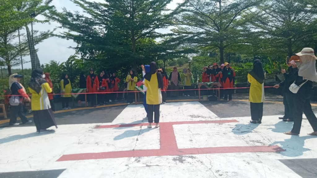 Sekolah Lansia Aisyiyah Muara Enim Perkuat Kebersamaan Lewat Family Gathering