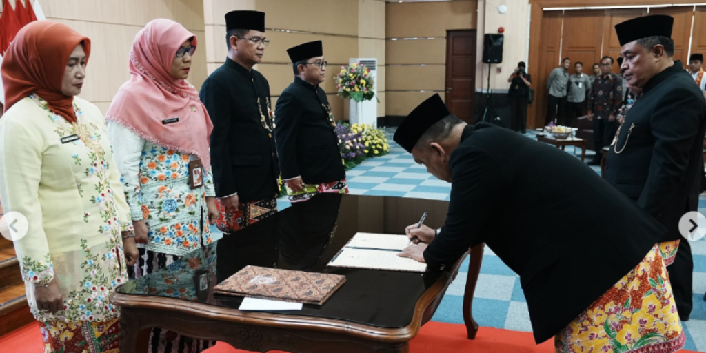 Sertijab Pejabat Pemkot Jakarta Barat, Wali Kota Iin Tekankan Sinergi dan Pelayanan Publik