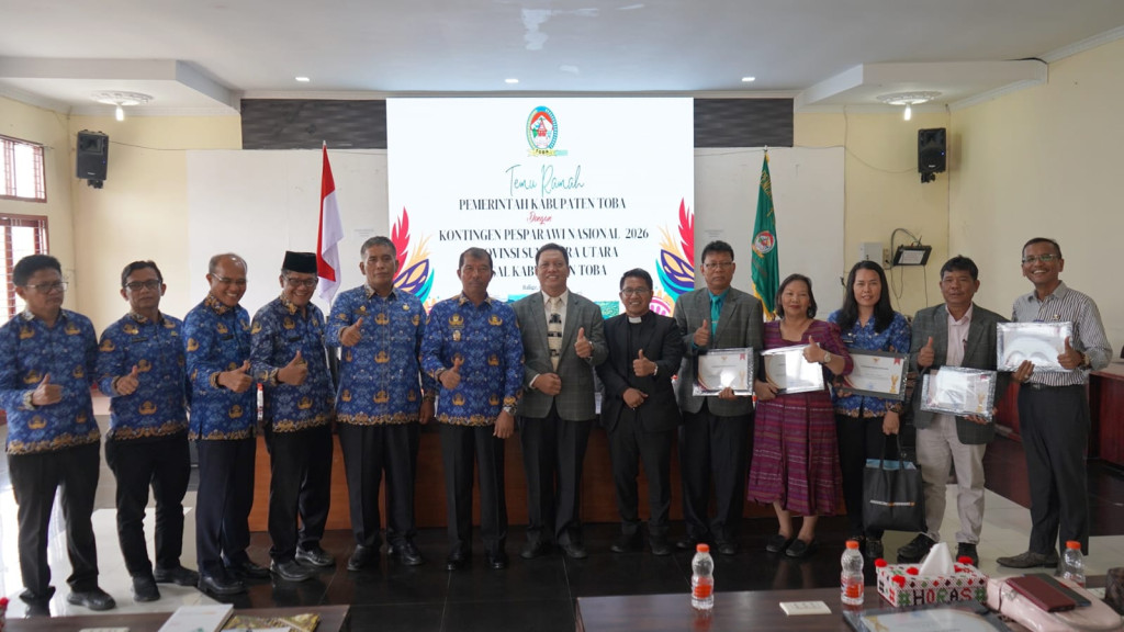 Temu Ramah dan Penghargaan bagi Kontingen Pesparawi Nasional XIV Asal Toba