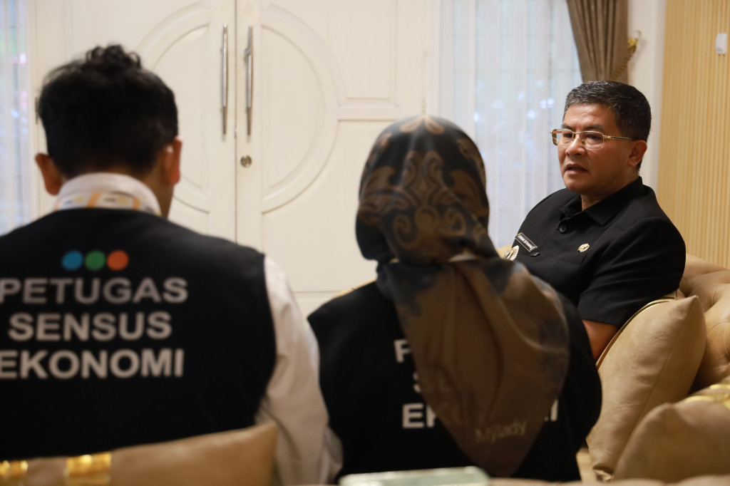Wagub Jabar Soroti Judi Online di Kalangan ASN, Minta Ombudsman Perkuat Pengawasan
