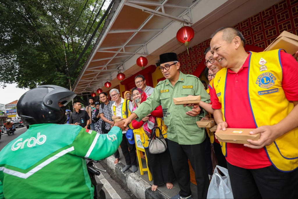 Wali Kota Bandung Dilarikan ke Rumah Sakit, Jalani Perawatan Medis