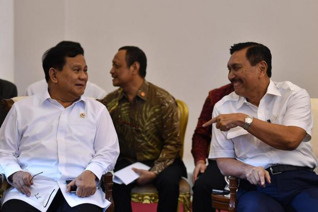 Dituding Negara Komunis, Luhut Minta Pendapat dari Prabowo