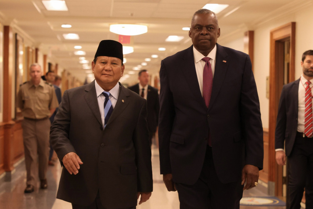 Prabowo dan Menhan AS Sepakat Perkuat Hubungan di Tengah Berbagai Isu Strategis
