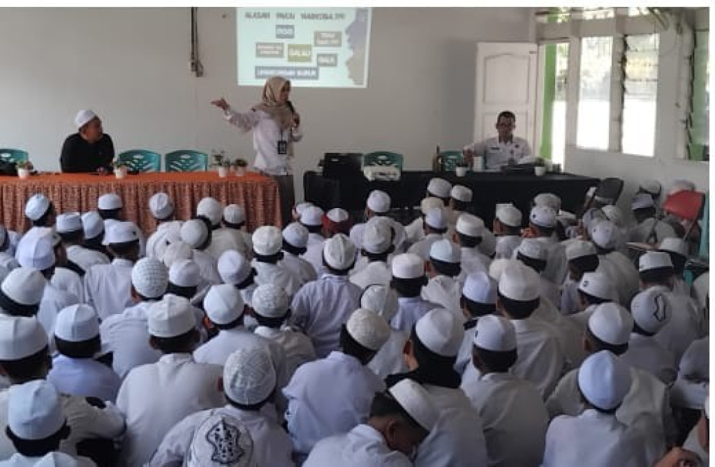 BNNK Madina Gelar Pelaksanaan Sosialisasi P4GN Implementasi Program ANANDA Bersinar di Pesantren Purba Baru