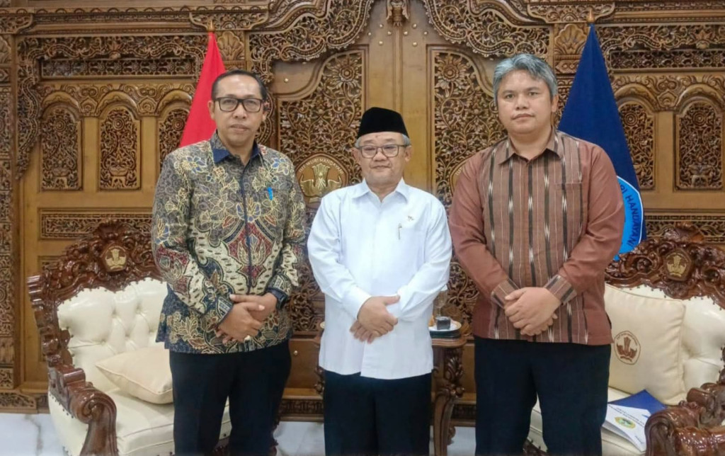 27 Sekolah Pulih, 25 Lagi Diperjuangkan Bupati Taput "Jemput Bola" ke Jakarta Demi Anak-anak Taput