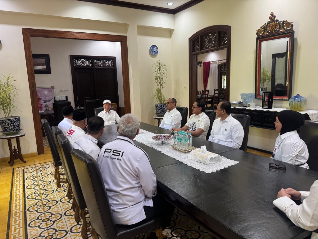 Bertemu Jokowi di Solo, Heri Amalindo Bawa Pesan: Tetap Turun ke Masyarakat dan Bantu Rakyat