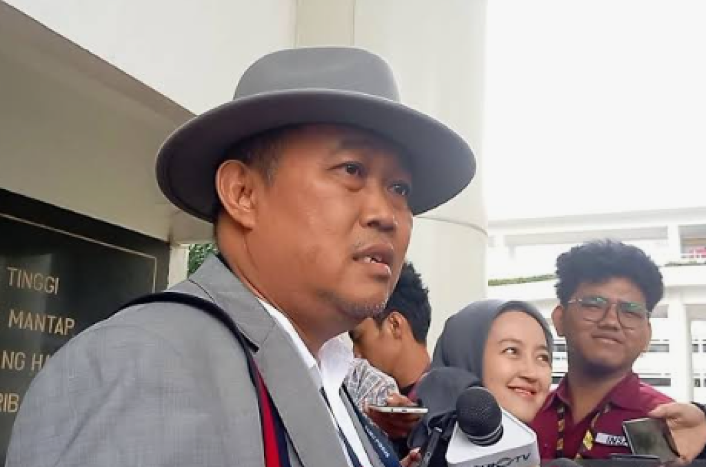 Boyamin Saiman Bikin Pengakuan Mengejutkan, Sebut Febrie Pernah Beri Uang Rp1,1 Miliar