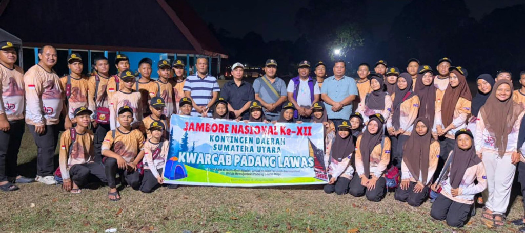 Bupati Palas Berikan Semangat Kepada Peserta Jambore Nasional ke Xll Tahun 2026 di Cibubur.